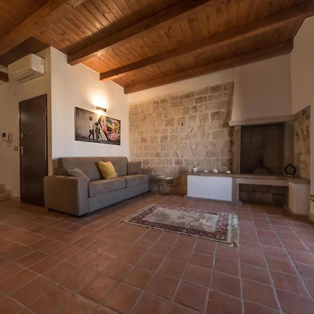 Sui Tetti Di Harbour Trani